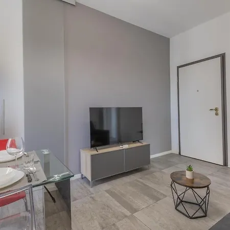 Binario 4 - Bilocale A Due Passi Dalla Stazione Apartment Bergamo